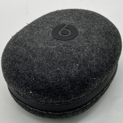 【中古】Beats Solo Pro グレイ 【MRJ82FE/A】【秋葉原】