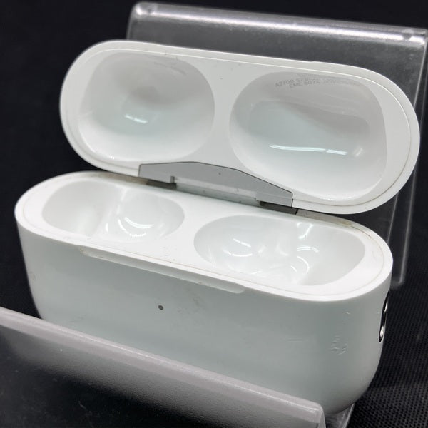 【中古】AirPods Pro (第2世代) 充電ケース (Lightning)【秋葉原】
