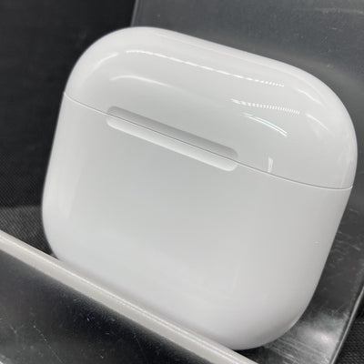 【中古】AirPods 4 MXP93J/A（アクティブノイズキャンセリング搭載）【仙台】