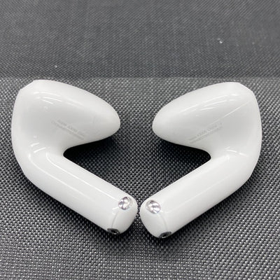 【中古】AirPods 4 MXP93J/A（アクティブノイズキャンセリング搭載）【仙台】