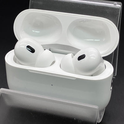 【中古】MagSafe充電ケース(USB-C)付きAirPods Pro(第2世代) MTJV3JA【秋葉原】