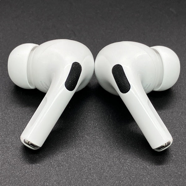 【中古】MagSafe充電ケース(USB-C)付きAirPods Pro(第2世代) MTJV3JA【秋葉原】