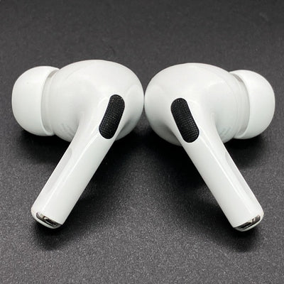 【中古】MagSafe充電ケース(USB-C)付きAirPods Pro(第2世代) MTJV3JA【秋葉原】