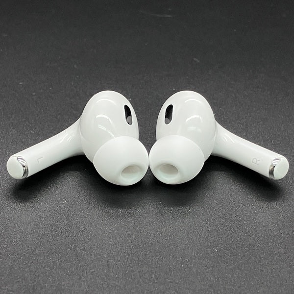【中古】MagSafe充電ケース(USB-C)付きAirPods Pro(第2世代) MTJV3JA【秋葉原】