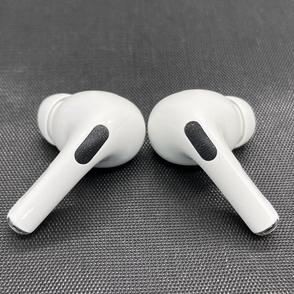 【中古】AirPods Pro (第2世代) MQD83J/A【日本橋】