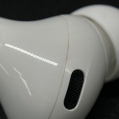 【中古】AirPods Pro (第2世代) MQD83J/A【秋葉原】