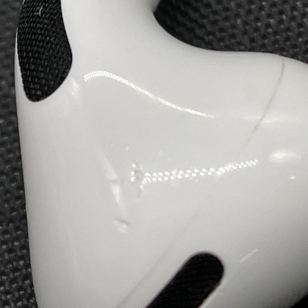 【中古】AirPods Pro (第2世代) MQD83J/A【秋葉原】