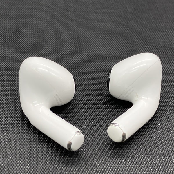 【中古】MagSafe充電ケース(USB-C)付きAirPods Pro(第2世代) MTJV3JA【名古屋】