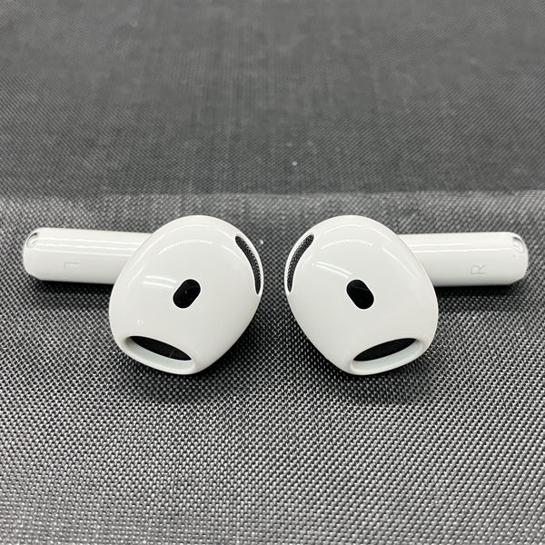【中古】AirPods 4 MXP93J/A（アクティブノイズキャンセリング搭載）【仙台】