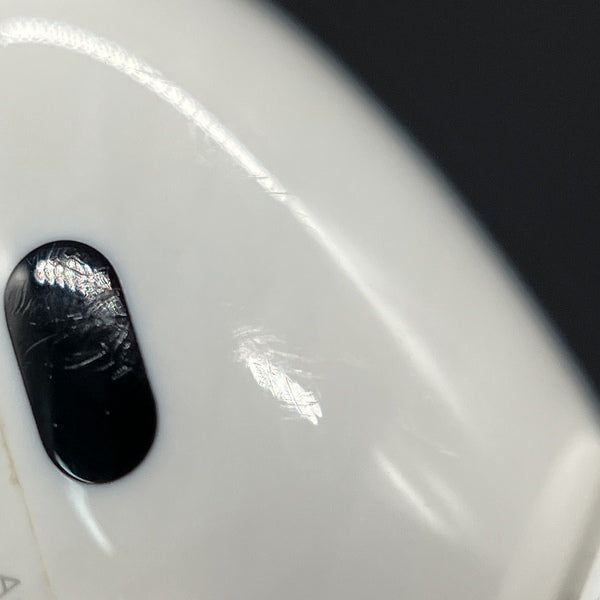 【中古】AirPods Pro MWP22J/A【秋葉原】