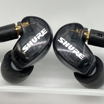 【中古】SE215 ブラック UNIケーブル付属 【SE215-K-UNI-A】【秋葉原】