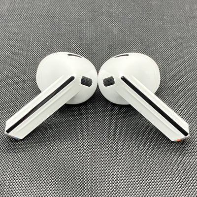 【中古】Galaxy Buds3 ホワイト 【SM-R530NZWAXJP】【秋葉原】