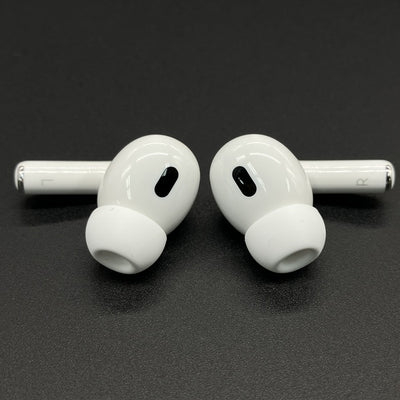 【中古】MagSafe充電ケース(USB-C)付きAirPods Pro(第2世代) MTJV3JA【秋葉原】