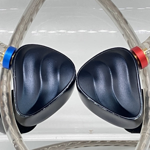 【中古】FH3 Black 【FIO-IEM-FH3-B】【日本橋】