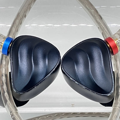 【中古】FH3 Black 【FIO-IEM-FH3-B】【日本橋】