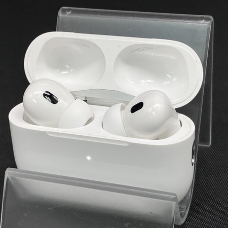 Apple 【中古】MagSafe充電ケース(USB-C)付きAirPods Pro(第2