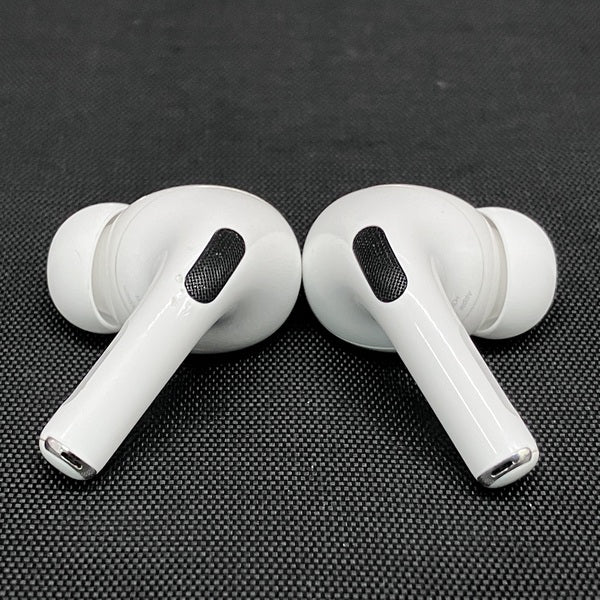 【中古】MagSafe充電ケース(USB-C)付きAirPods Pro(第2世代) MTJV3JA【日本橋】