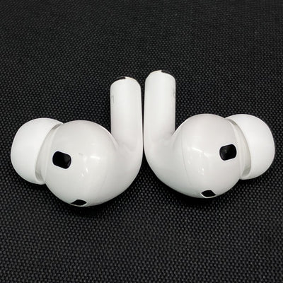 【中古】MagSafe充電ケース(USB-C)付きAirPods Pro(第2世代) MTJV3JA【日本橋】