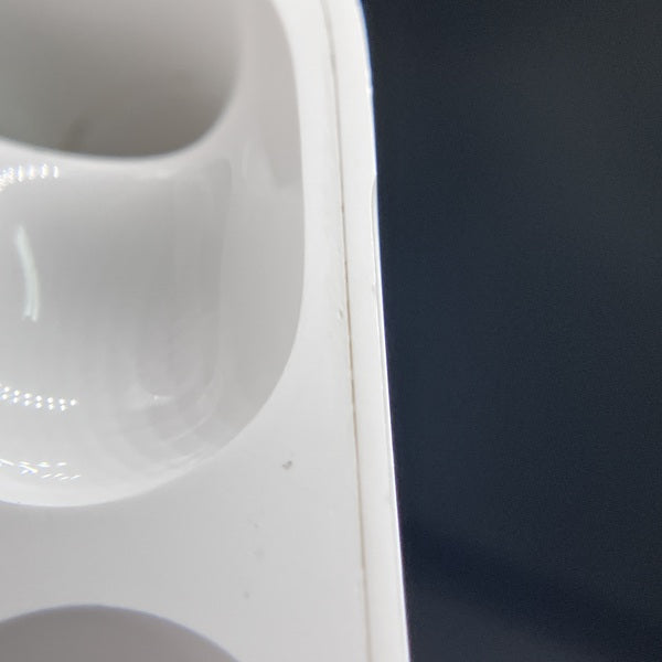 【中古】MagSafe充電ケース(USB-C)付きAirPods Pro(第2世代) MTJV3JA【日本橋】