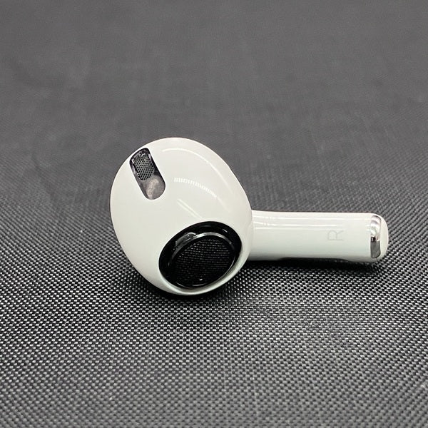 【中古】AirPods Pro （R側）【秋葉原】