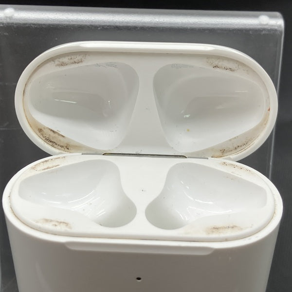 【中古】Wireless Charging Case for AirPods MR8U2J/A【日本橋】