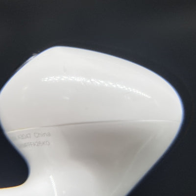 【中古】MagSafe充電ケース(USB-C)付きAirPods Pro(第2世代) MTJV3JA【日本橋】