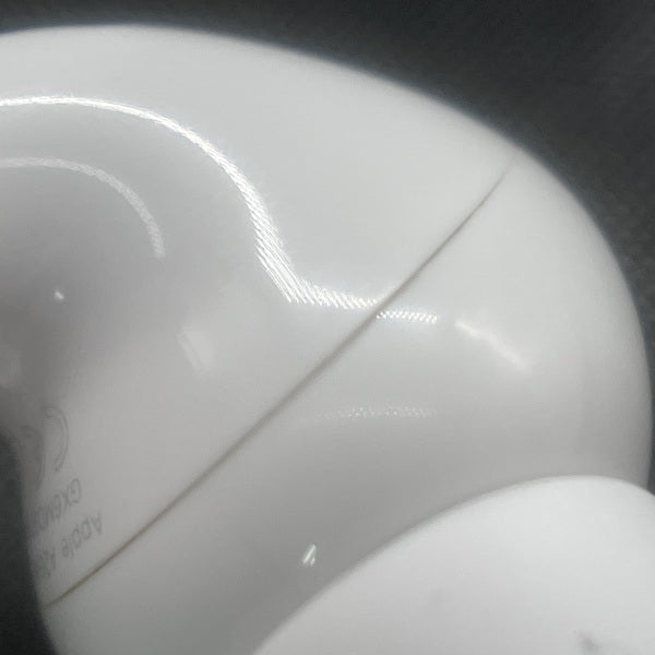 【中古】AirPods Pro (第2世代) MQD83J/A【秋葉原】