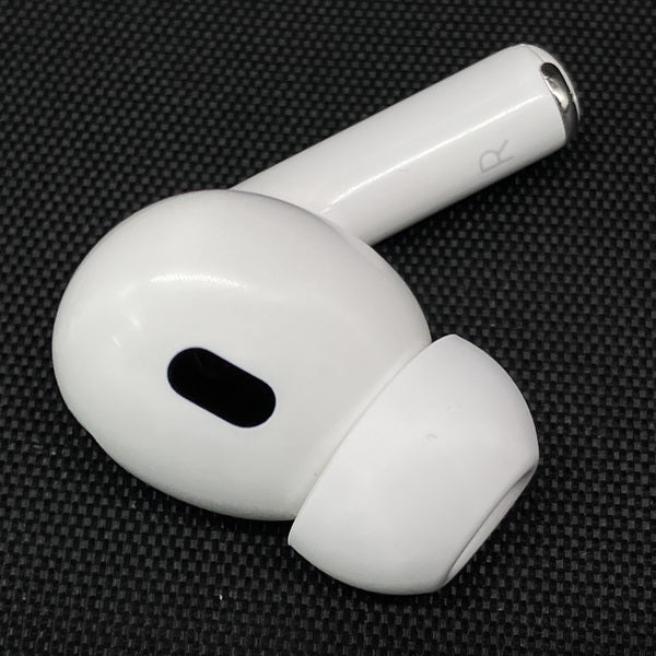 ⭐️中古品⭐️AirPods Pro 第二世代 Lightning端子 AirPods Pro (第2世代) 本体 Lightning端子 - メルカリ