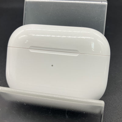 【中古】Apple AirPods Pro MLWK3J/A  (2021/Magsafe)【秋葉原】