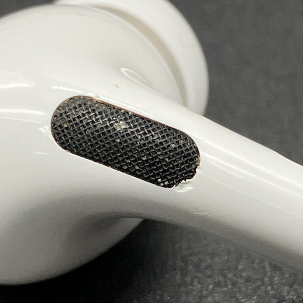 【中古】AirPods Pro (第2世代) MQD83J/A【秋葉原】