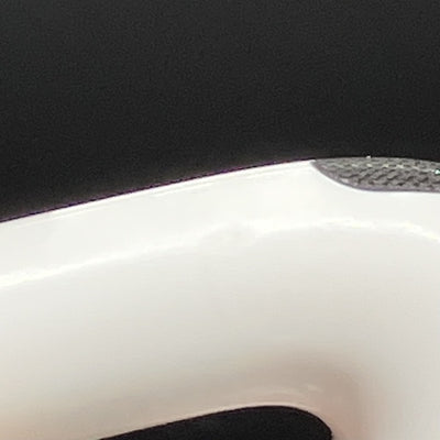 【中古】MagSafe充電ケース(USB-C)付きAirPods Pro(第2世代) MTJV3JA【秋葉原】