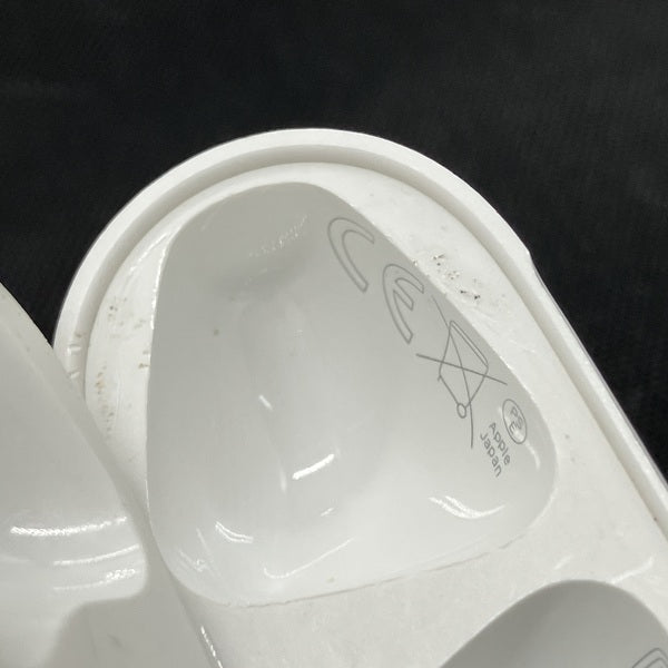 【中古】Wireless Charging Case for AirPods MR8U2J/A【秋葉原】