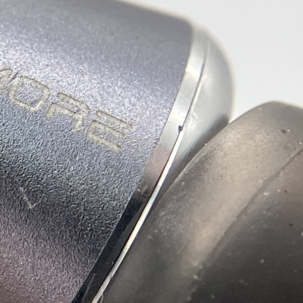 【中古】E1001 Triple-Driver In-Ear Headphones シルバー【秋葉原】