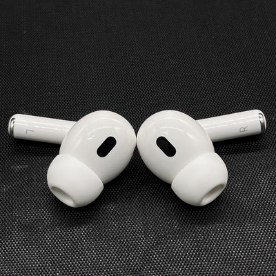 【中古】MagSafe充電ケース(USB-C)付きAirPods Pro(第2世代) MTJV3JA【仙台】