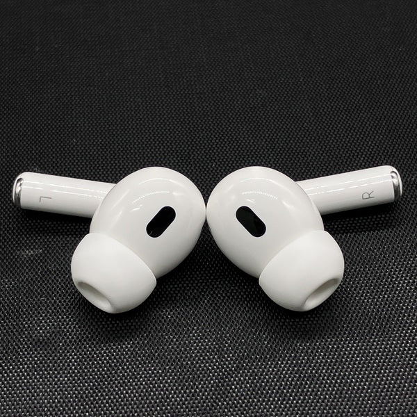 Apple 【中古】MagSafe充電ケース(USB-C)付きAirPods Pro(第2