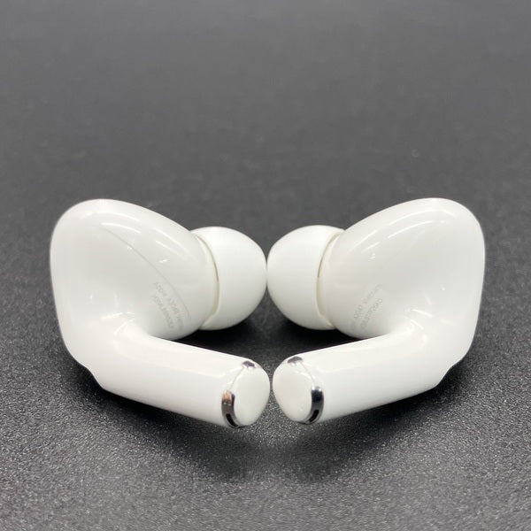 【中古】MagSafe充電ケース(USB-C)付きAirPods Pro(第2世代) MTJV3JA【秋葉原】