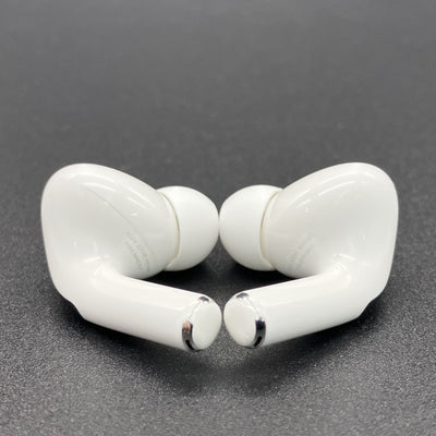 【中古】MagSafe充電ケース(USB-C)付きAirPods Pro(第2世代) MTJV3JA【秋葉原】