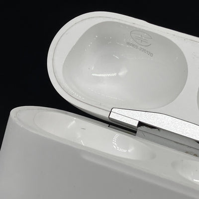 【中古】AirPods Pro (第2世代) MQD83J/A【日本橋】
