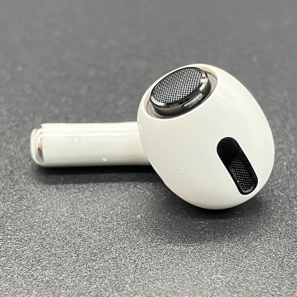 【中古】AirPods Pro （R側）【秋葉原】