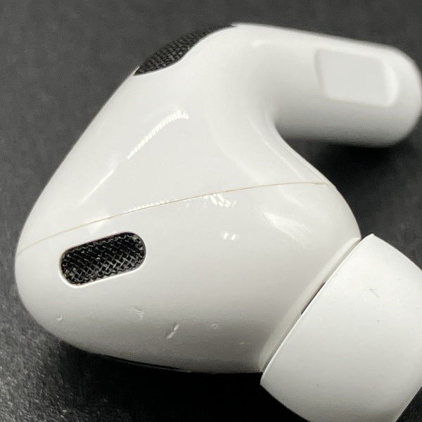 【中古】MagSafe充電ケース(USB-C)付きAirPods Pro(第2世代) MTJV3JA【秋葉原】