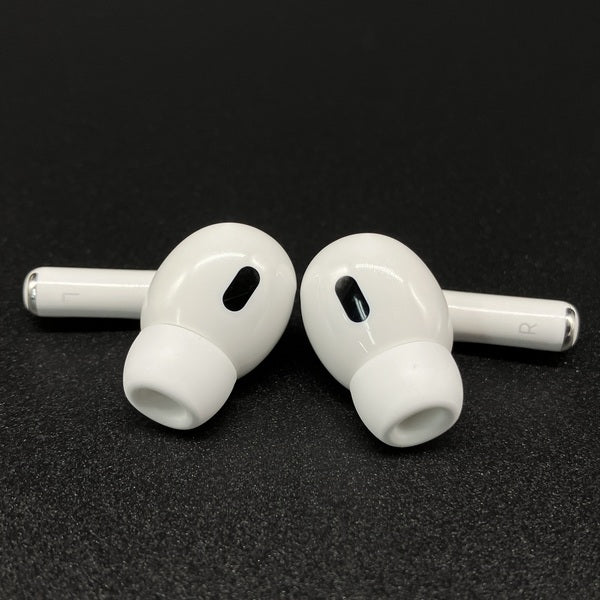 【中古】MagSafe充電ケース(USB-C)付きAirPods Pro(第2世代) MTJV3JA【秋葉原】