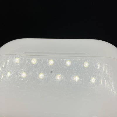 【中古】MagSafe充電ケース(USB-C)付きAirPods Pro(第2世代) MTJV3JA【秋葉原】