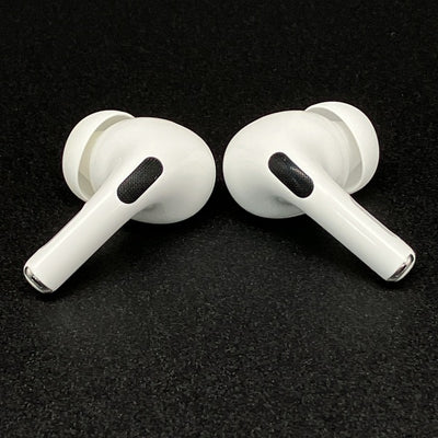 【中古】MagSafe充電ケース(USB-C)付きAirPods Pro(第2世代) MTJV3JA【秋葉原】