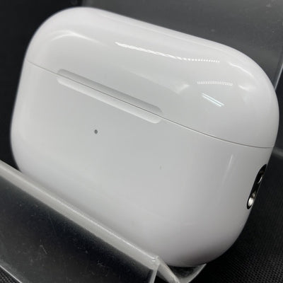 【中古】MagSafe充電ケース(USB-C)付きAirPods Pro(第2世代) MTJV3JA【秋葉原】