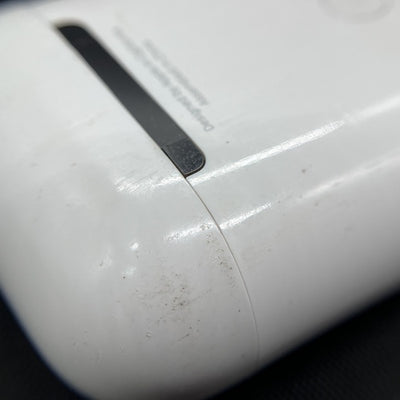 【中古】AirPods with Charging Case MV7N2J/A【日本橋】