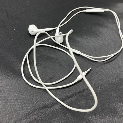 【中古】Apple EarPods with Remote and Mic【秋葉原】