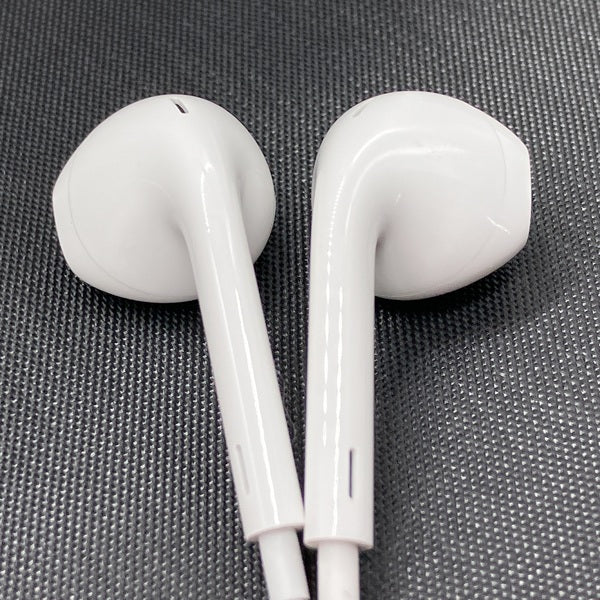 【中古】EarPods（USB-C） インナーイヤー型イヤホン  MTJY3FE/A【秋葉原】