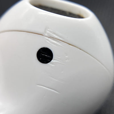 【中古】AirPods with Charging Case MV7N2J/A【秋葉原】