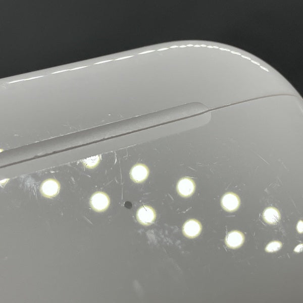 【中古】AirPods Pro (第2世代) 充電ケース (Lightning)【秋葉原】