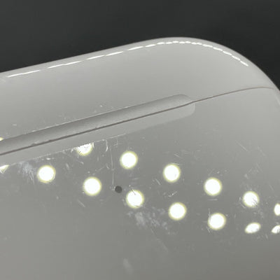 【中古】AirPods Pro (第2世代) 充電ケース (Lightning)【秋葉原】